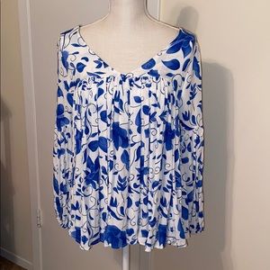 •Altar’d State xs blouse brand new